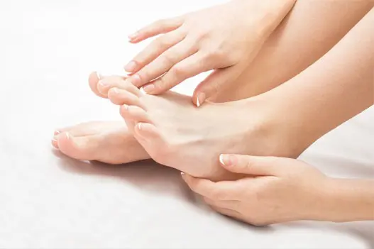 mani e piedi